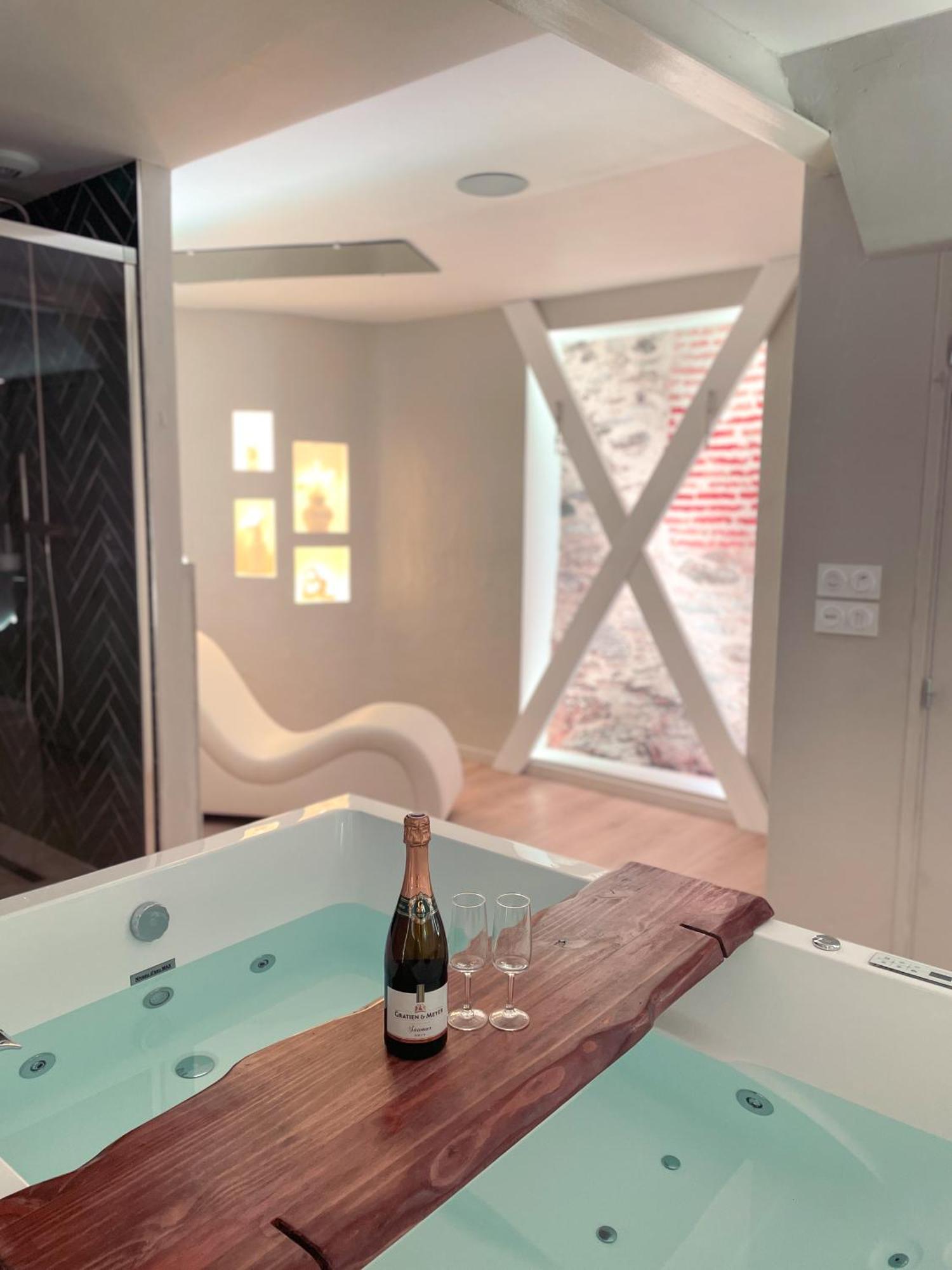 A La Folie - Loft & Spa Montrevault Kültér fotó