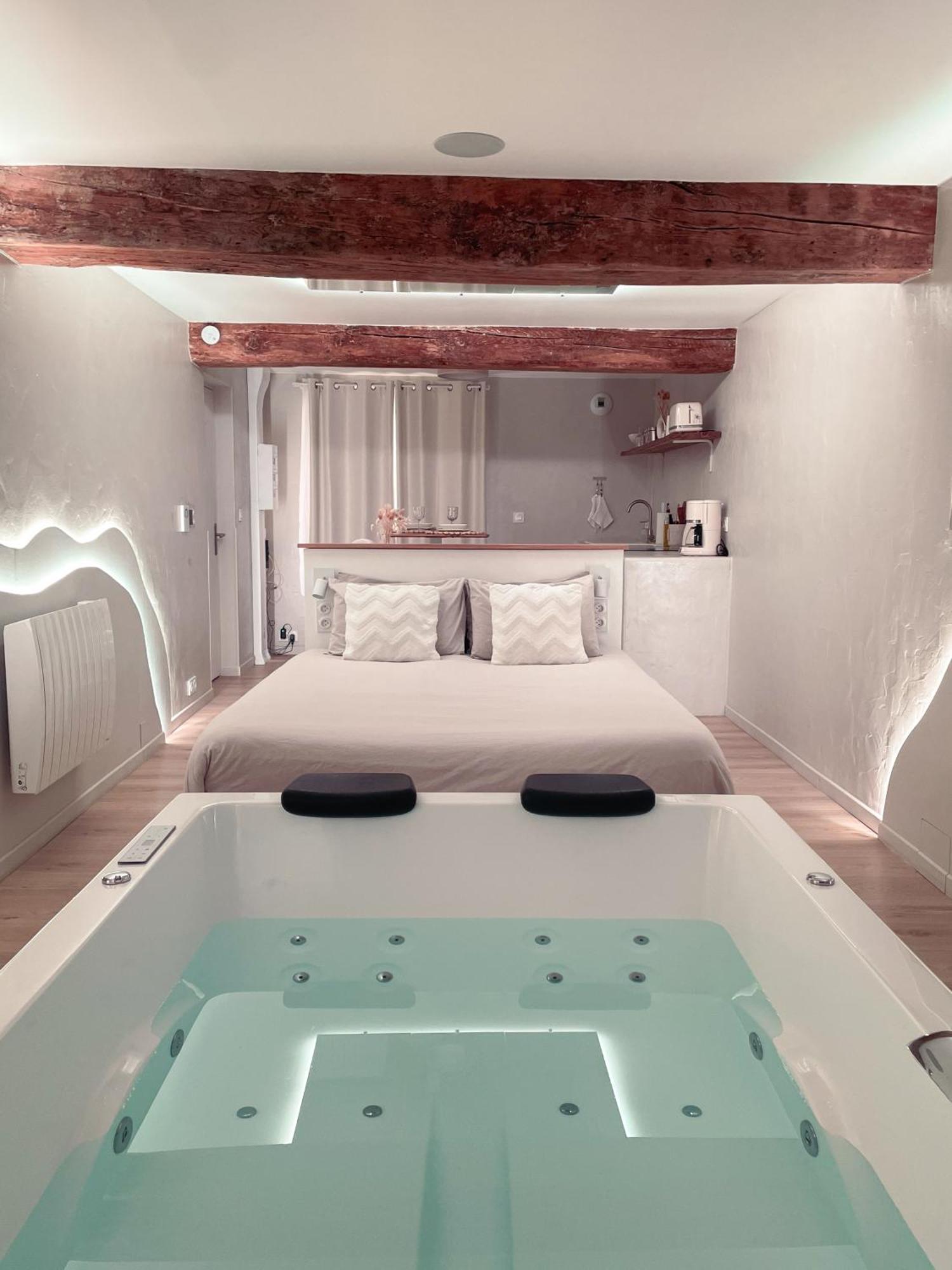 A La Folie - Loft & Spa Montrevault Kültér fotó